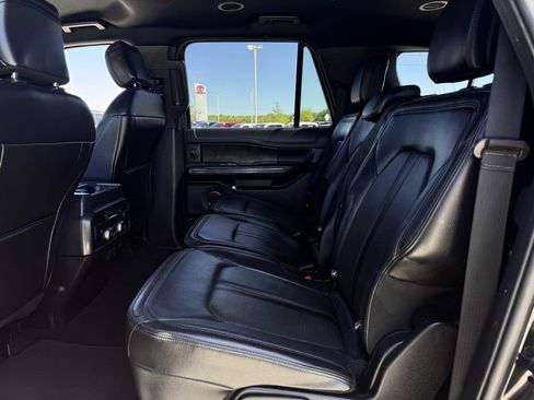 Used 2020 Ford Expedition Max Limited RWD image 29