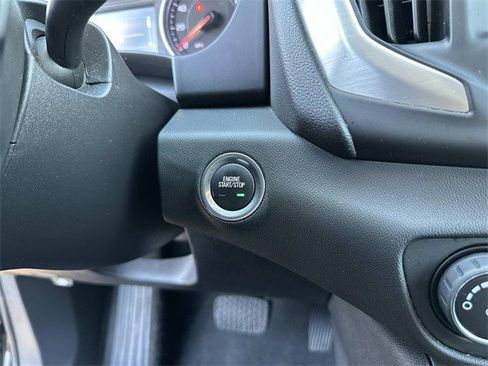 Certified 2024 GMC Terrain SLE image 25