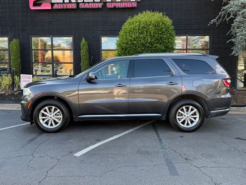 Used 2021 Dodge Durango SXT AWD/4WD image 9