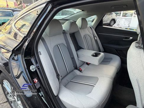 Used 2020 Hyundai Sonata SEL w/ Convenience Package image 15