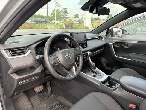 Certified 2021 Toyota RAV4 SE w/ Weather & Moonroof Package AWD/4WD image 9