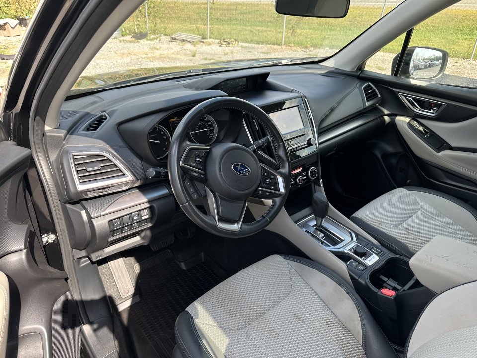Used 2019 Subaru Forester Premium AWD/4WD image 9