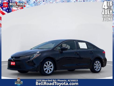 Used 2024 Toyota Corolla LE FWD image 1