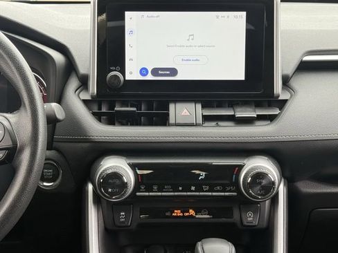 Used 2024 Toyota RAV4 XLE image 17