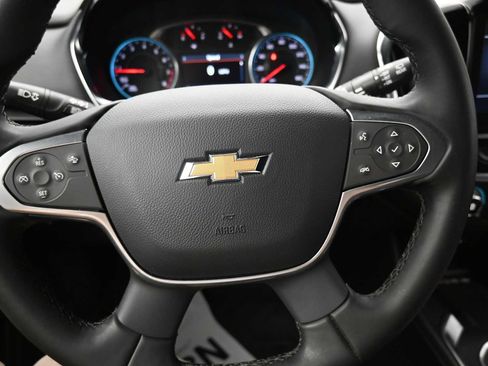 Used 2023 Chevrolet Traverse LT AWD/4WD image 6