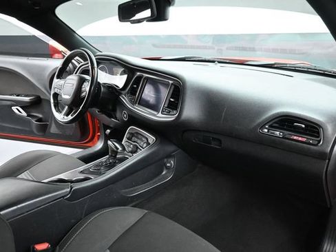 Used 2020 Dodge Challenger R/T Scat Pack RWD image 18