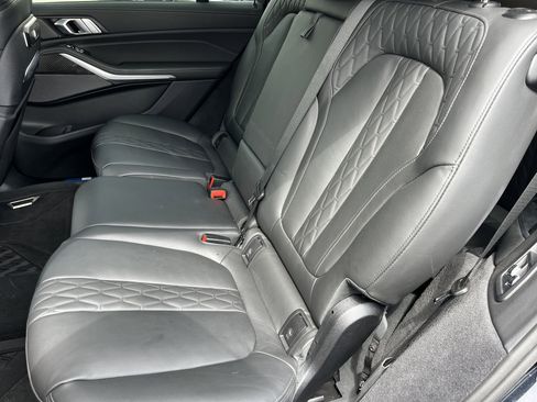 Used 2025 BMW X7 M60i w/ Executive Package image 20
