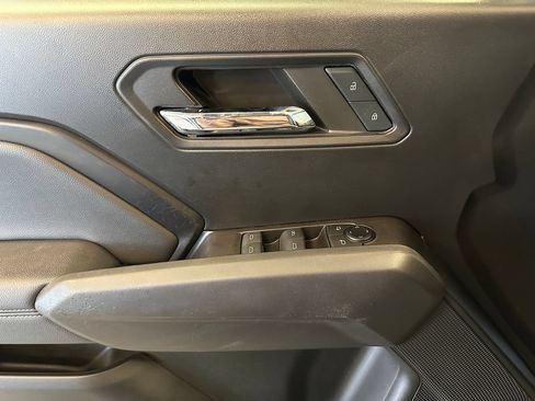 Used 2024 Chevrolet Colorado LT w/ LT Convenience Package II AWD/4WD image 19