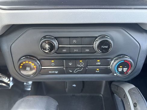 Used 2022 Ford Bronco Big Bend image 17