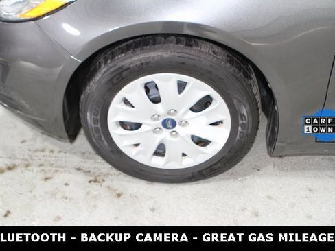 Used 2019 Ford Fusion S image 12