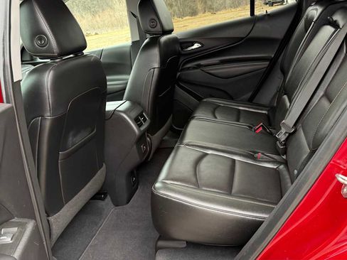 Used 2020 Chevrolet Equinox Premier image 8