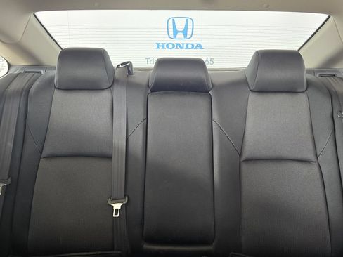 Used 2022 Honda Accord LX image 13