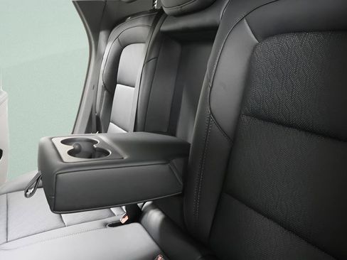 New 2026 Chevrolet Equinox LT FWD image 27