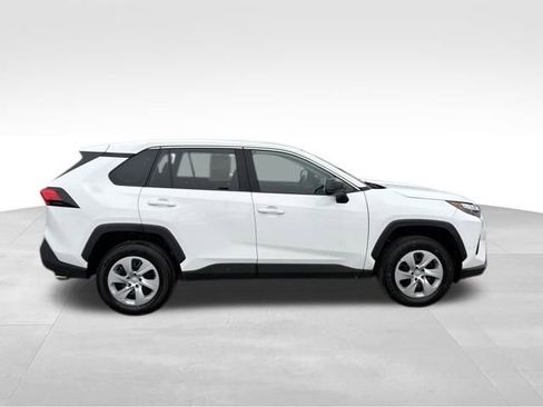Used 2024 Toyota RAV4 LE image 8