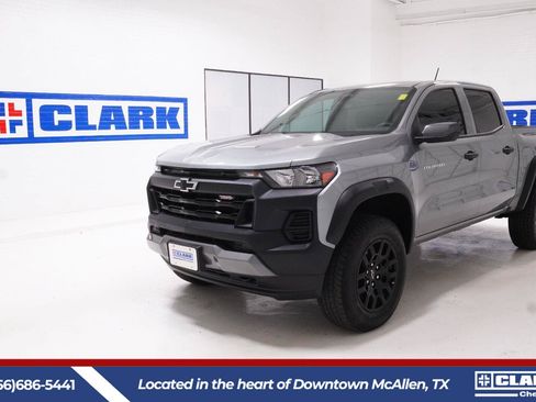 Used 2025 Chevrolet Colorado Trail Boss AWD/4WD image 1
