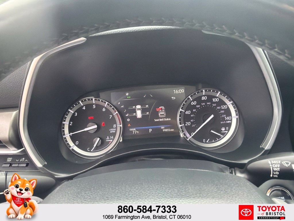 Used 2022 Toyota Highlander XLE AWD/4WD image 24