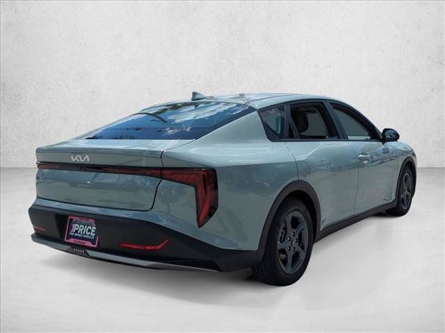 Used 2025 Kia K4 FWD image 5