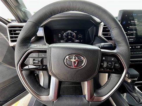 Used 2026 Toyota Tundra Platinum AWD/4WD image 17