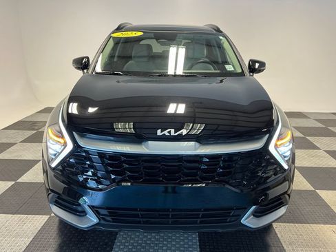 Used 2025 Kia Sportage EX w/ Premium Package FWD image 2
