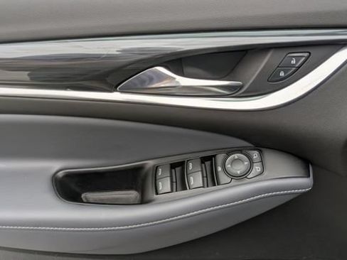 Certified 2024 Buick Enclave Essence FWD image 23