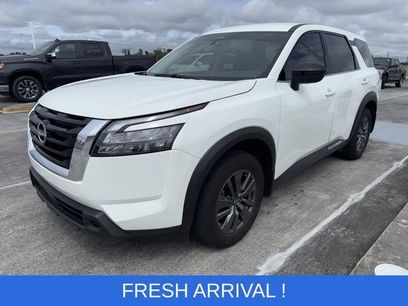 Used 2024 Nissan Pathfinder S