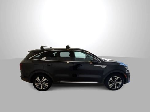 Used 2022 Kia Sorento SX w/ Panoramic Sunroof Package AWD/4WD image 9