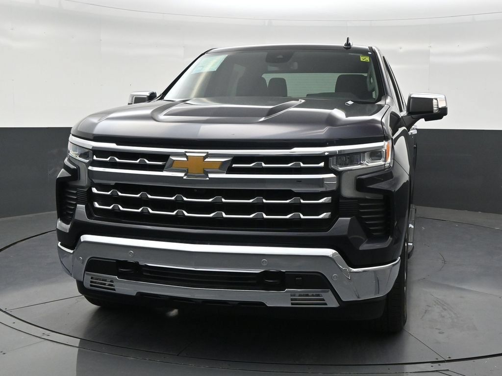 Used 2023 Chevrolet Silverado 1500 LTZ RWD image 8