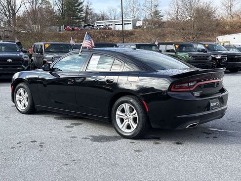 Used 2020 Dodge Charger SXT w/ Leather Interior Group image 8