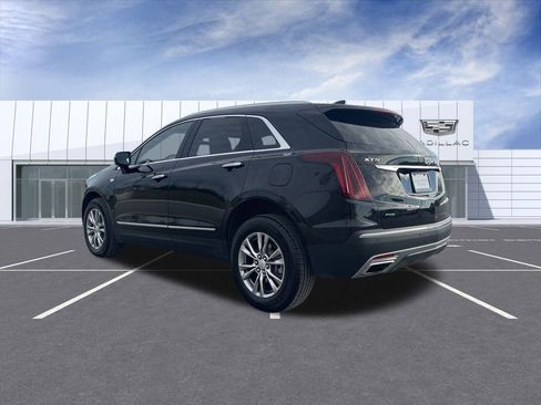 Certified 2022 Cadillac XT5 Premium Luxury w/ LPO, Floor Liner Package image 6