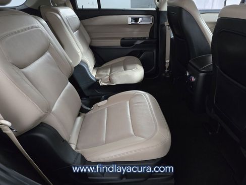 Used 2020 Ford Explorer Limited w/ Class III Trailer Tow Package image 17