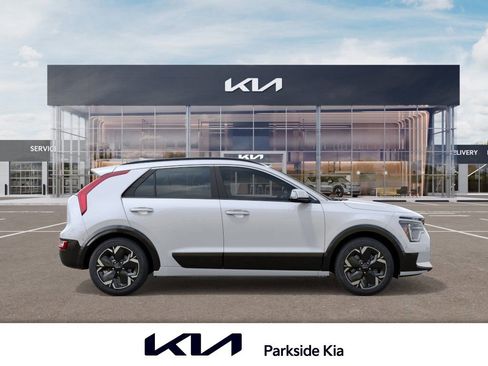 New 2026 Kia Niro Wave FWD image 7