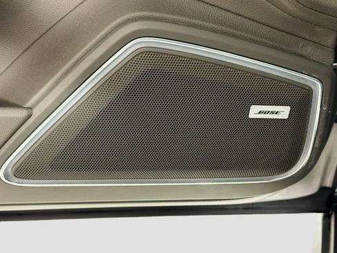 Used 2020 Porsche Panamera 4 AWD/4WD image 19