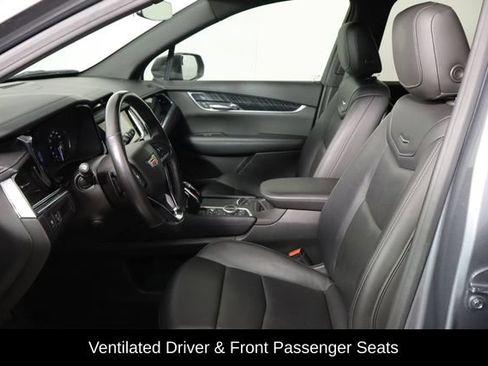 Used 2020 Cadillac XT6 Premium Luxury FWD image 14