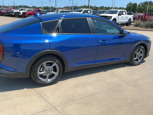 Used 2025 Kia K4 FWD image 9