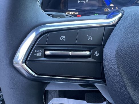 New 2026 Chevrolet Equinox EV LT image 19