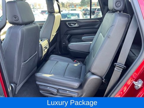 Used 2021 Chevrolet Tahoe Z71 w/ Z71 Signature Package image 21