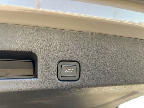 New 2026 Chevrolet Traverse Z71 w/ Enhanced Driving Package image 32