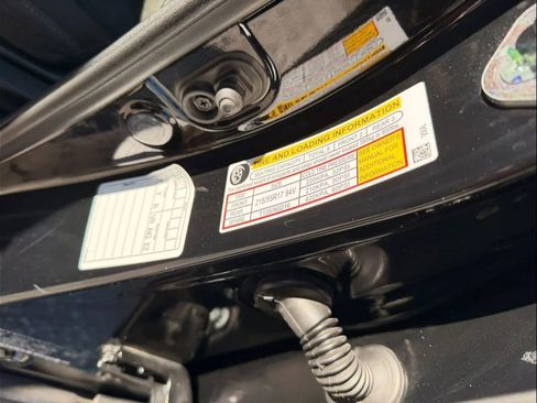 Used 2022 Honda HR-V EX image 14