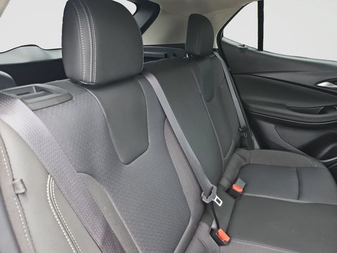 Used 2025 Buick Encore GX Preferred FWD image 45