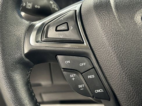 Used 2022 Ford Edge Titanium image 22