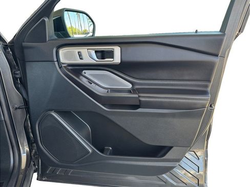 Used 2020 Ford Explorer ST w/ Premium Technology Package AWD/4WD image 19