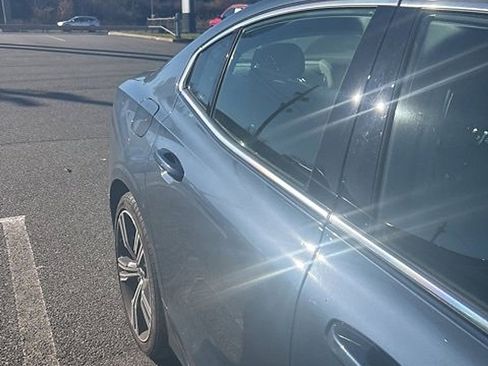 Used 2020 Volvo S60 T6 Inscription image 3