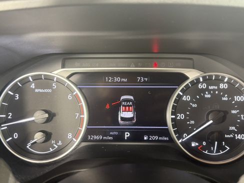 Used 2023 Nissan Rogue S AWD/4WD image 17