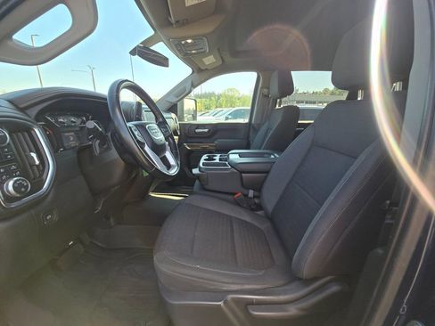 Used 2023 GMC Sierra 3500 SLE w/ Gooseneck/5TH Wheel Package AWD/4WD image 16