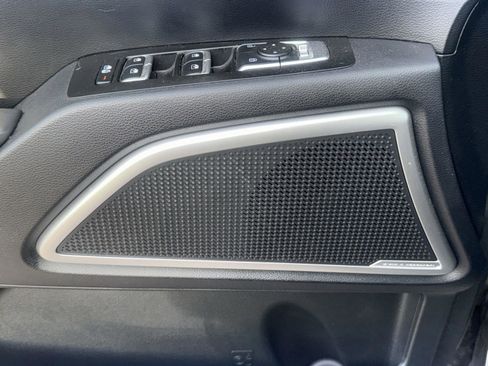 Used 2022 Kia Telluride S image 15