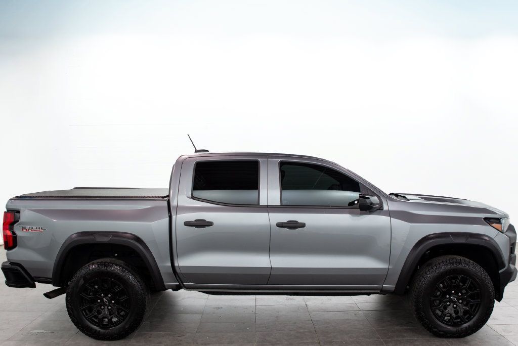 Used 2024 Chevrolet Colorado Trail Boss w/ Technology Package AWD/4WD image 14