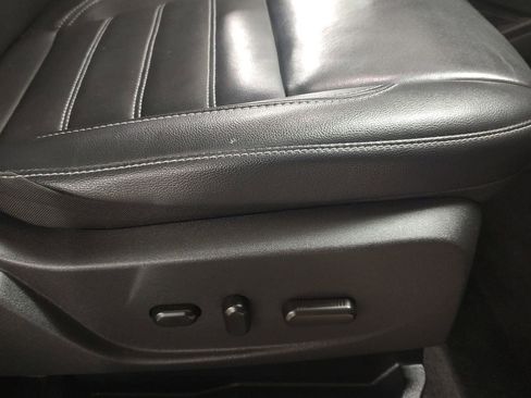 Used 2018 Ford Escape Titanium FWD image 5