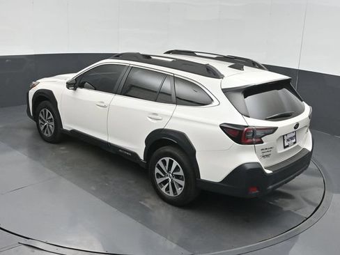Used 2025 Subaru Outback Premium AWD/4WD image 44