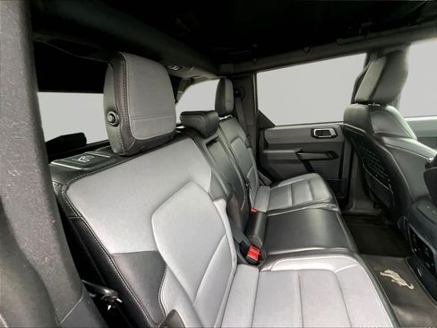 Used 2024 Ford Bronco Everglades AWD/4WD image 25