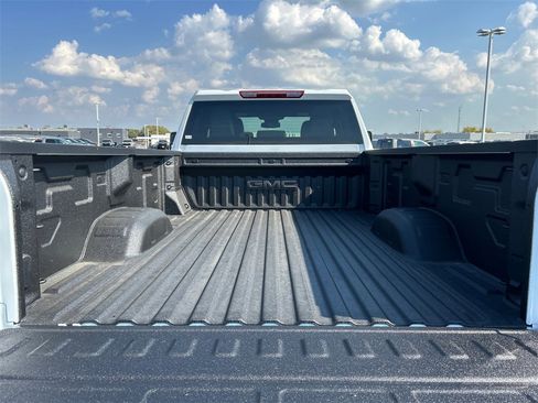 New 2026 GMC Sierra 3500 SLE image 33
